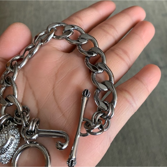 Juicy Couture Silver Chain Link Heart Toggle Bracelet J Charm 7.5” Jewelry EUC - Picture 6 of 7
